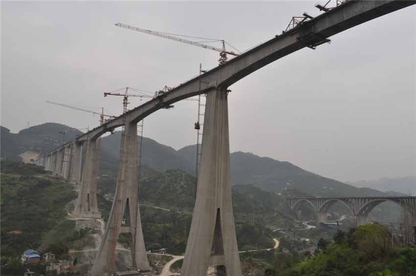 版塊四、2（渝利鐵路-蔡家溝雙線鐵路大橋）-混凝土.jpg